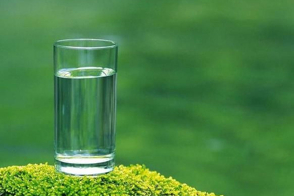 加湿器使用四种类型的水_小黄片直播视频厂家